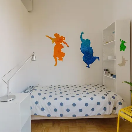 Centrally-located Studio Reuilly-diderot * Paris